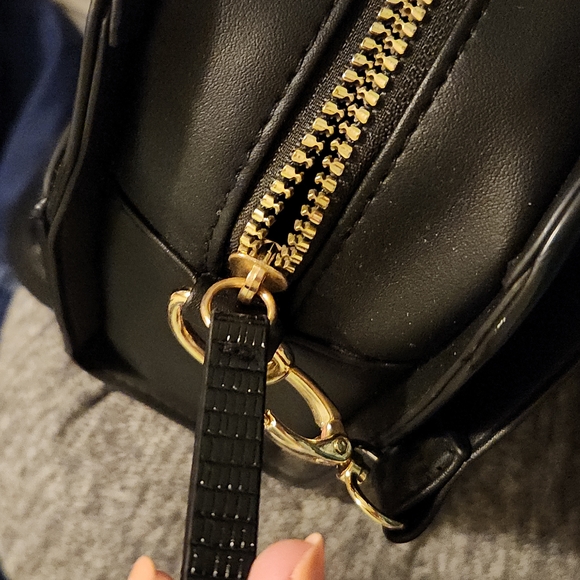 Purse - Picture 6 of 7